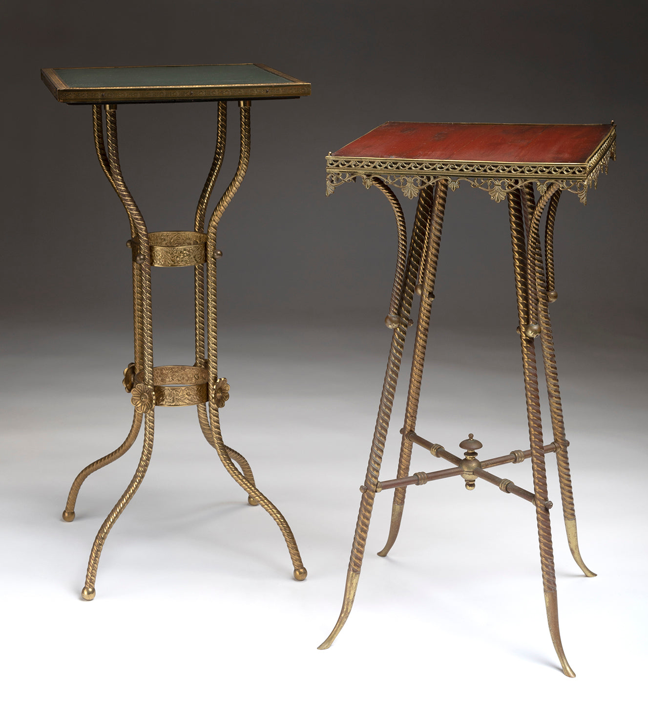 VINTAGE STAND (TALL)